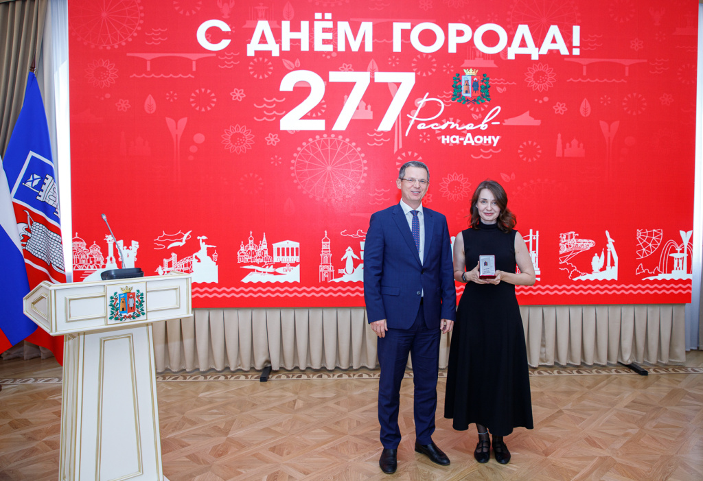 3735.JPG