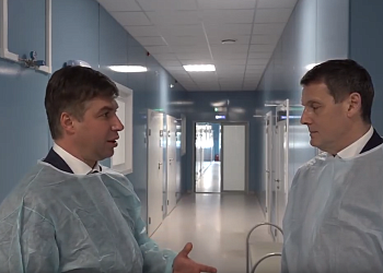 Алексей Логвиненко проверил готовность инфекционных отделений городской больницы №1 им. Н.А. Семашко