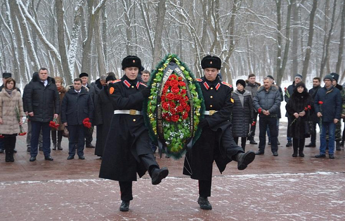 В Первомайском районе состоялась церемония возложения цветов в честь второго освобождения Ростова-на-Дону