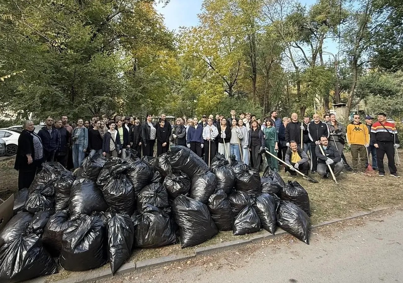 Более трех тысяч ростовчан приняли участие в общегородском субботнике