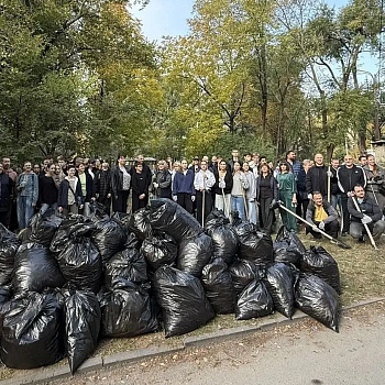 Более трех тысяч ростовчан приняли участие в общегородском субботнике