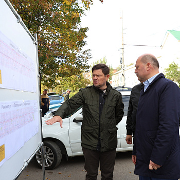 Александр Скрябин провел рабочий объезд объектов улично-дорожной сети